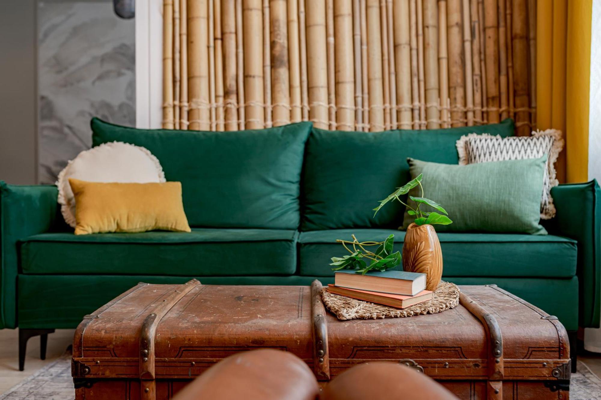 Jungle Aesthetics Downtown Aircon And Garage Parking Apartment Budapest