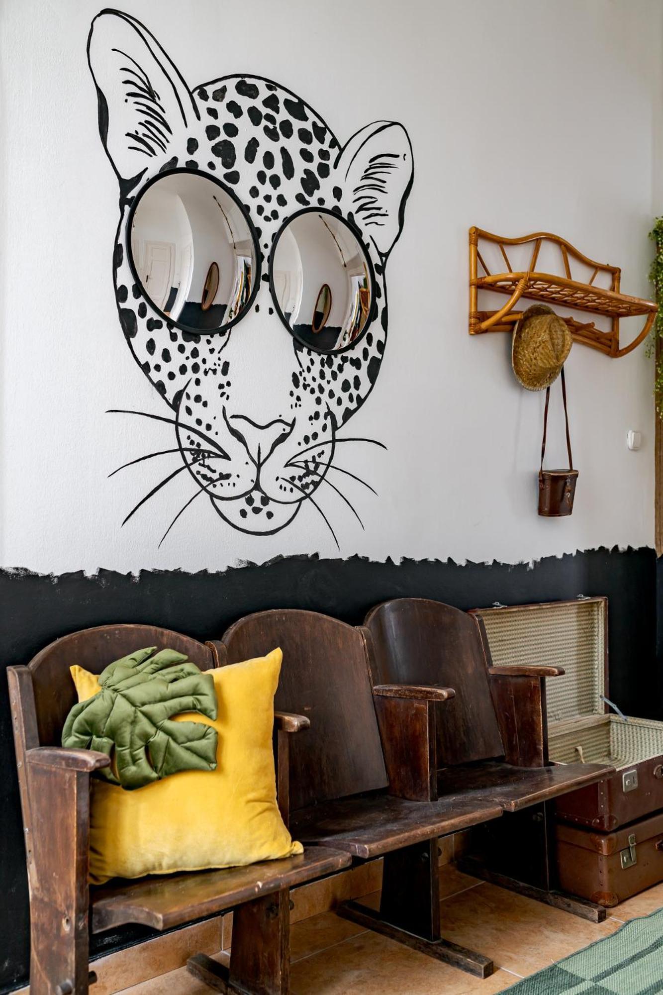 Jungle Aesthetics Downtown Aircon And Garage Parking Apartamento Budapest